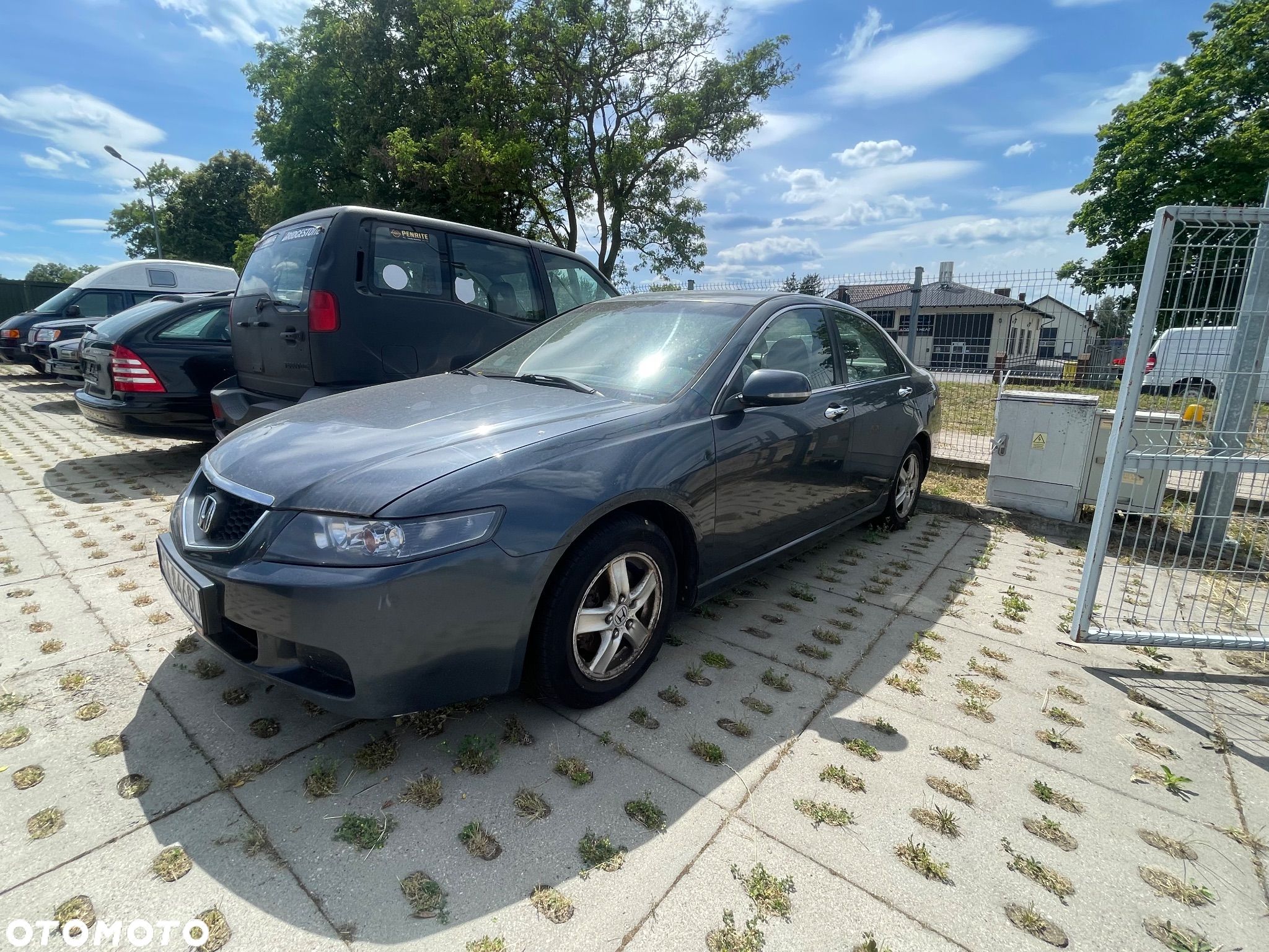 Honda Accord 2.0 Comfort - 1