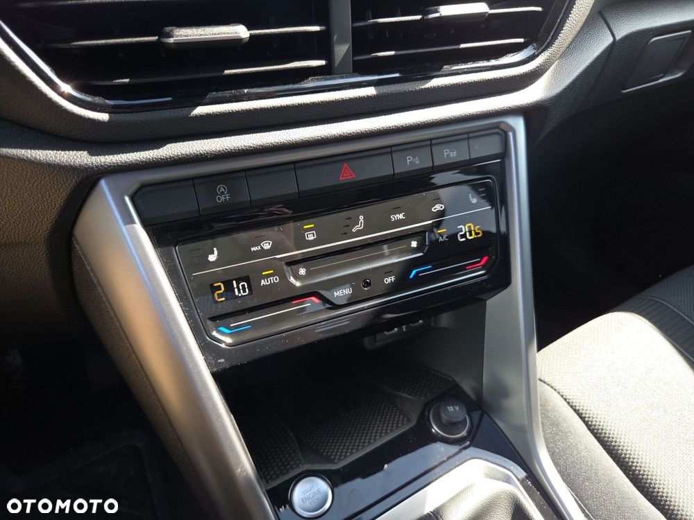 Volkswagen T-Roc 1.5 TSI Life DSG - 22