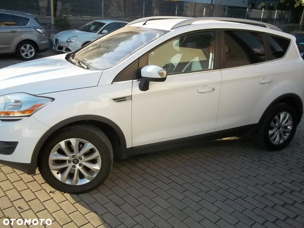 Ford Kuga 2.0 TDCi Titanium FWD - 2