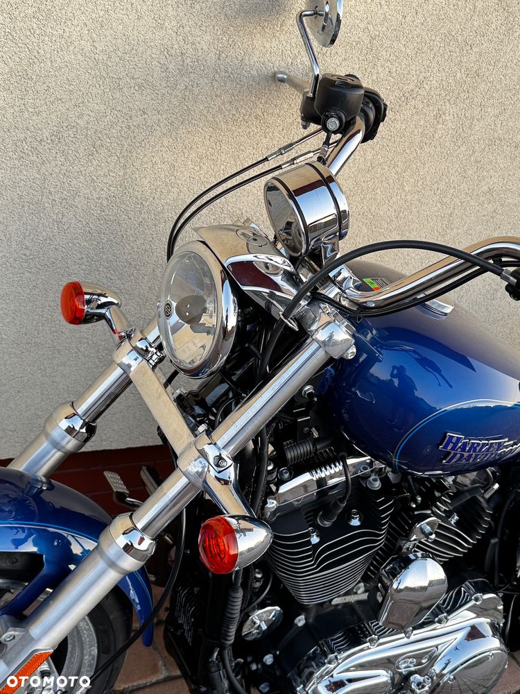 Harley-Davidson Sportster Custom 1200C - 22