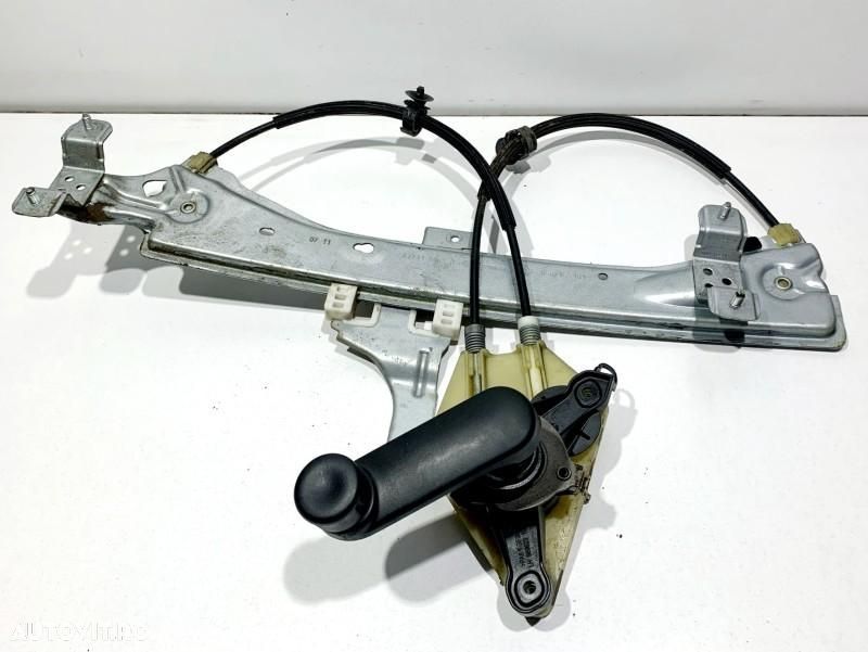 Macara geam manual stanga spate Renault Megane 3 (2008-2012) 827210003R - 1