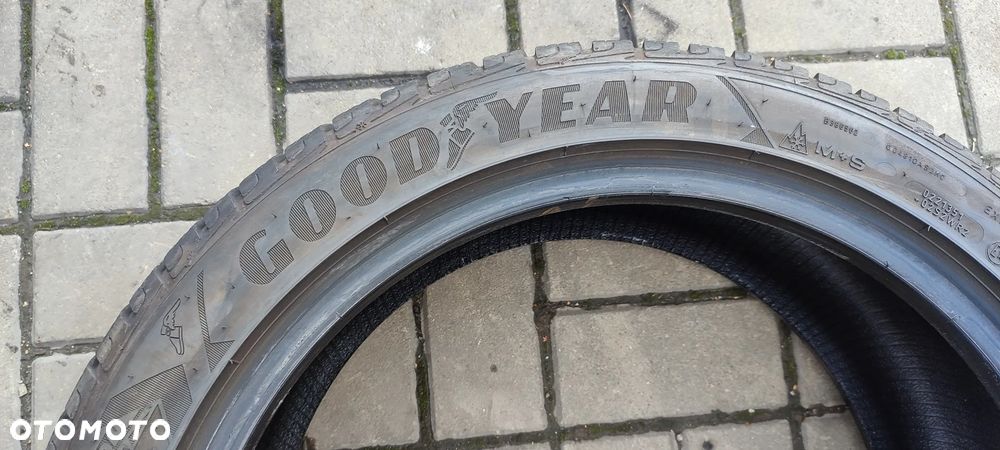 OPONY ZIMOWE 225/45R18 95H GOODYEAR ULTRA GRIP PERFORMANCE 110 (1722) KOMPLET 4 SZTUKI - 4