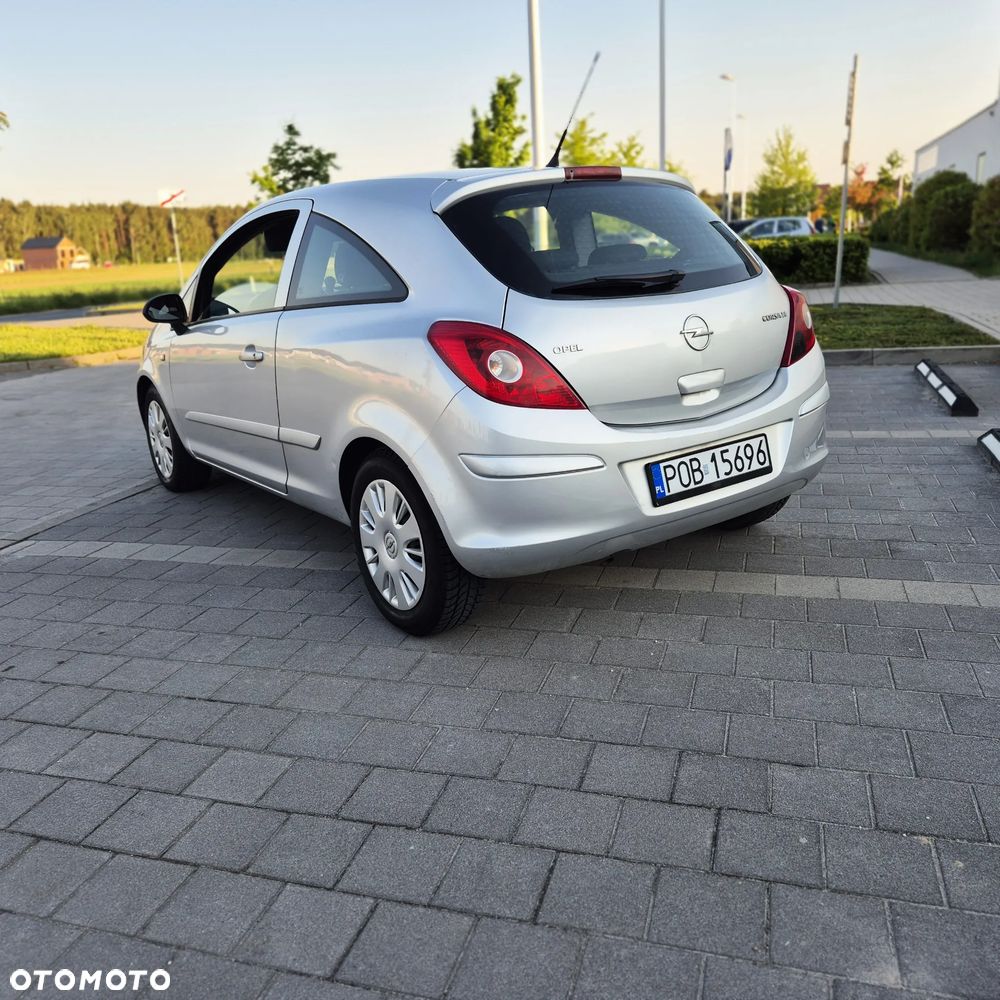 Opel Corsa 1.4 16V Enjoy - 3
