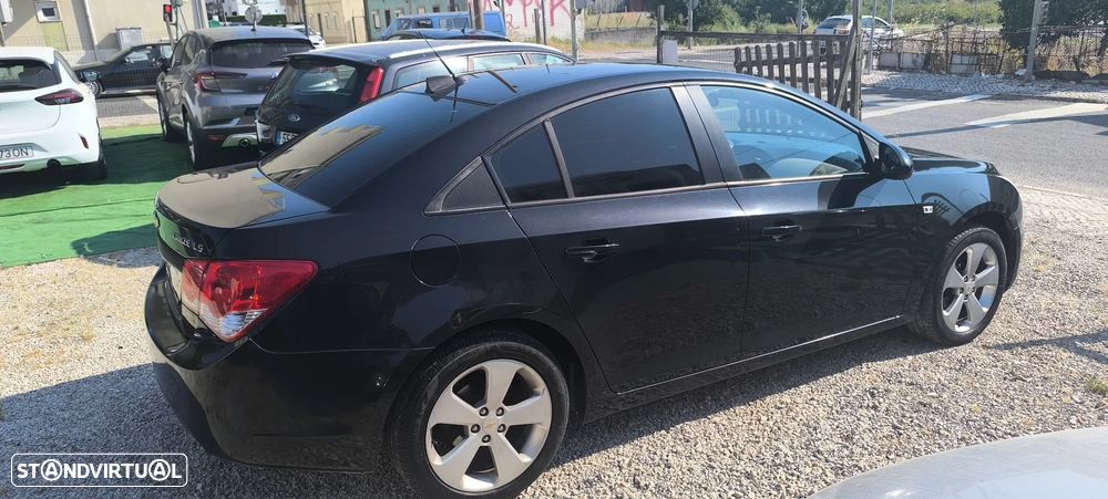 Chevrolet Cruze 1.6 LS - 5