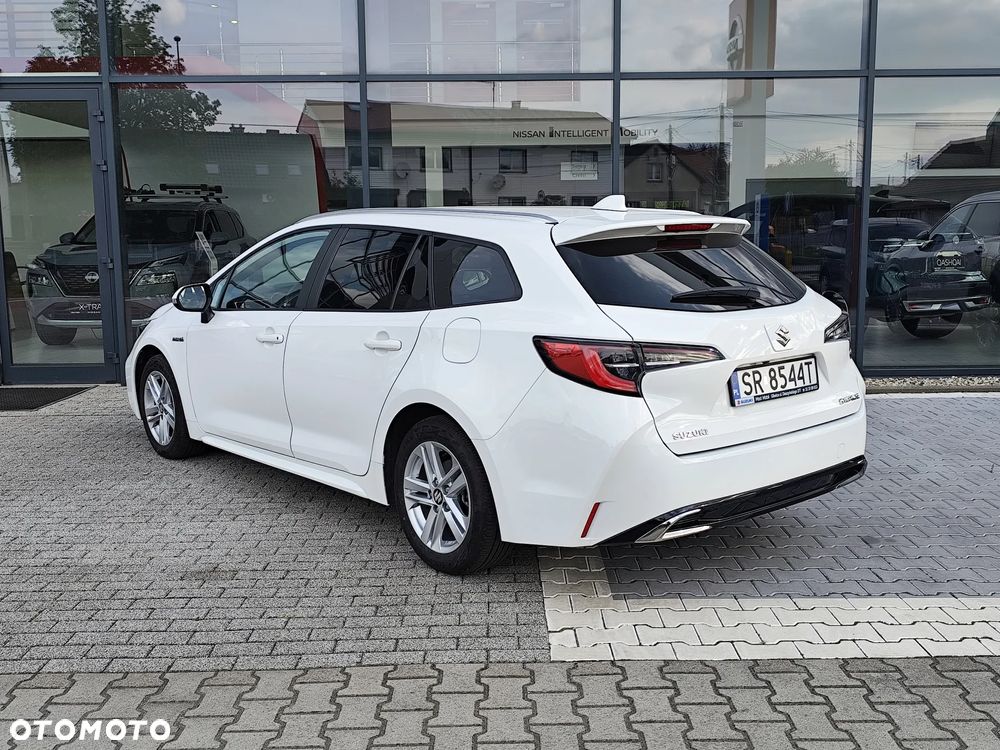 Suzuki Swace 1.8 Hybrid Premium Plus CVT - 4