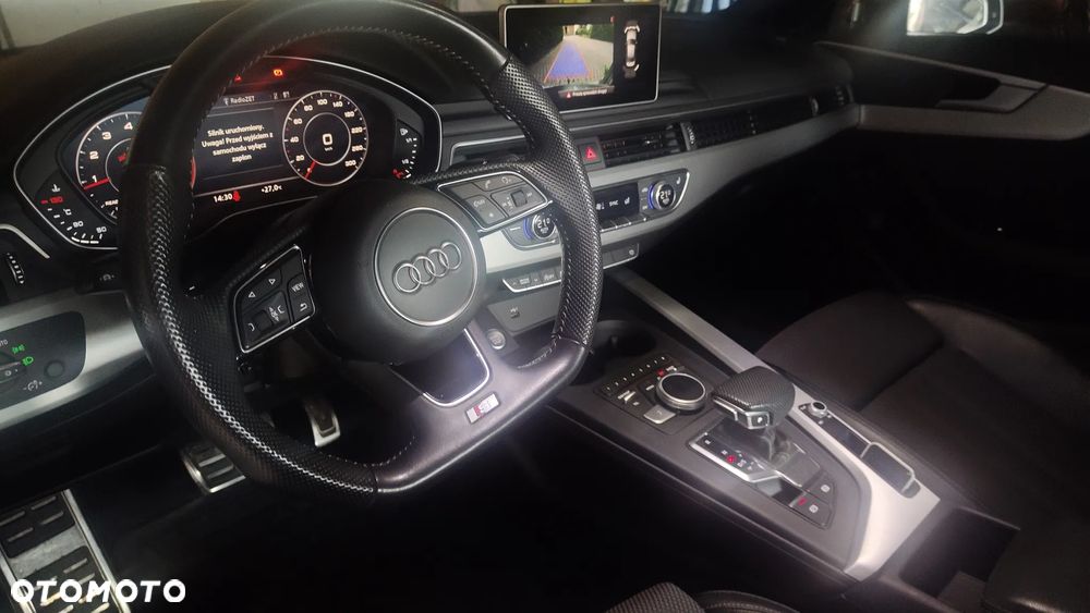 Audi A4 Limousine - 14