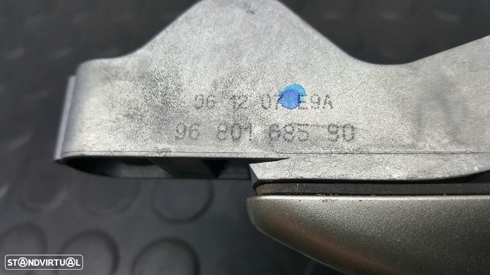 PUXADOR EXTERIOR TRASEIRO DIREITO PEUGEOT 308 PREMIUM - 2