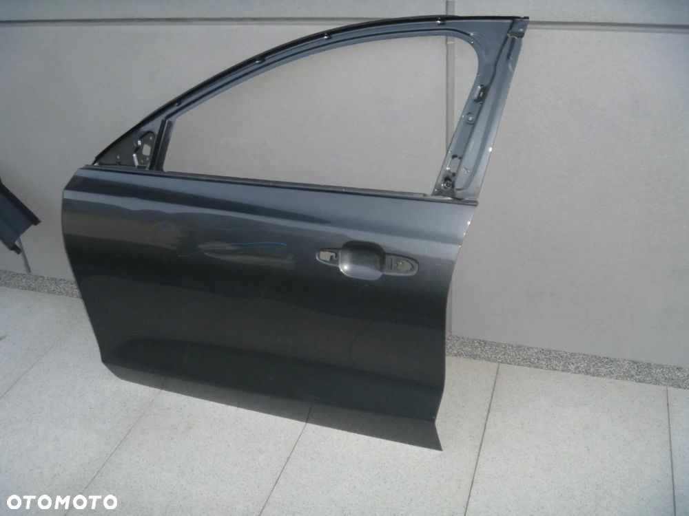 FORD FOCUS MK4 KOMBI 2018 ZDERZAK TYLNY ŁADNY - 10