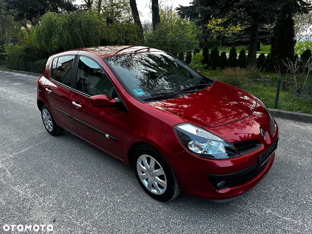 Renault Clio - 1