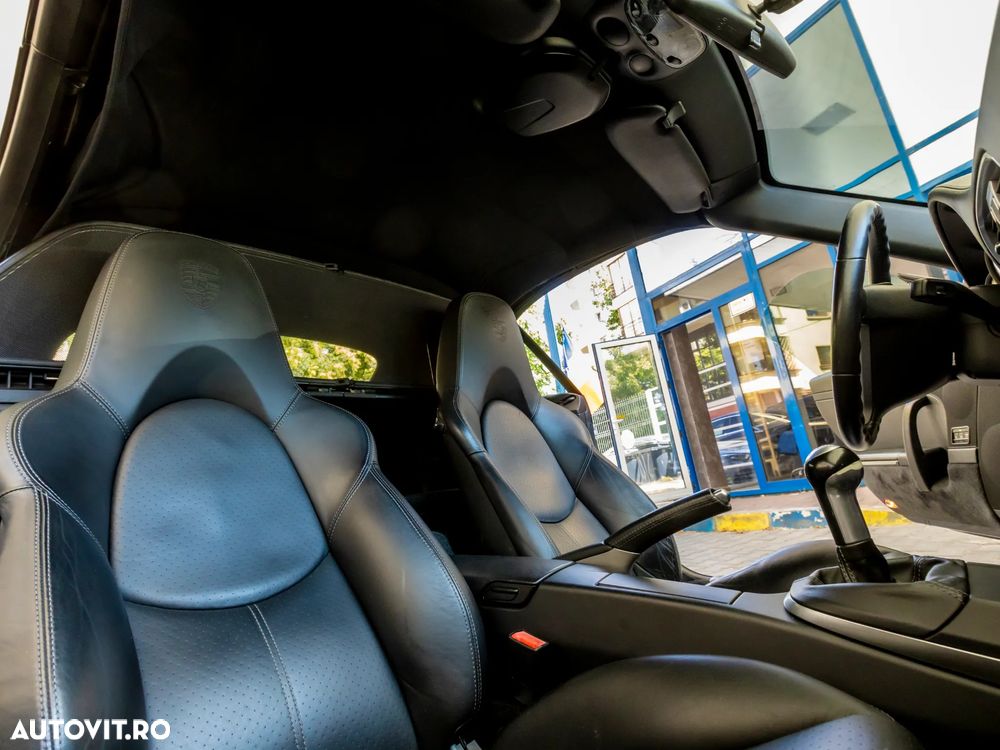 Porsche 911 Carrera 4 S Cabrio - 5