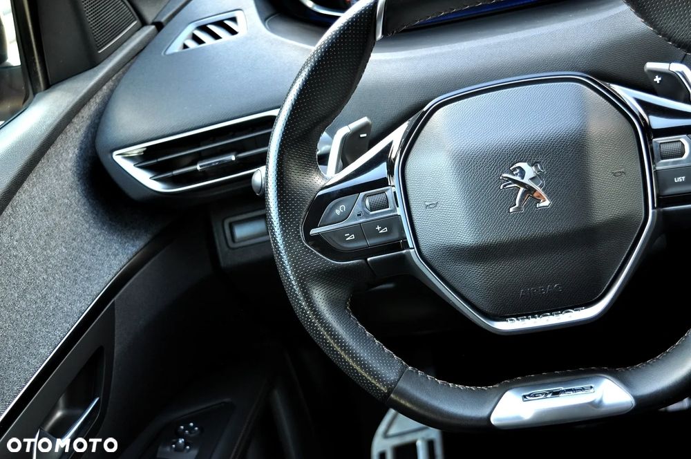 Peugeot 3008 1.6 PureTech GPF GT Line S&S EAT8 - 33