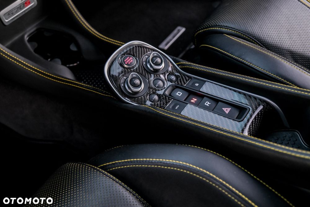 McLaren 570S Coupe - 28