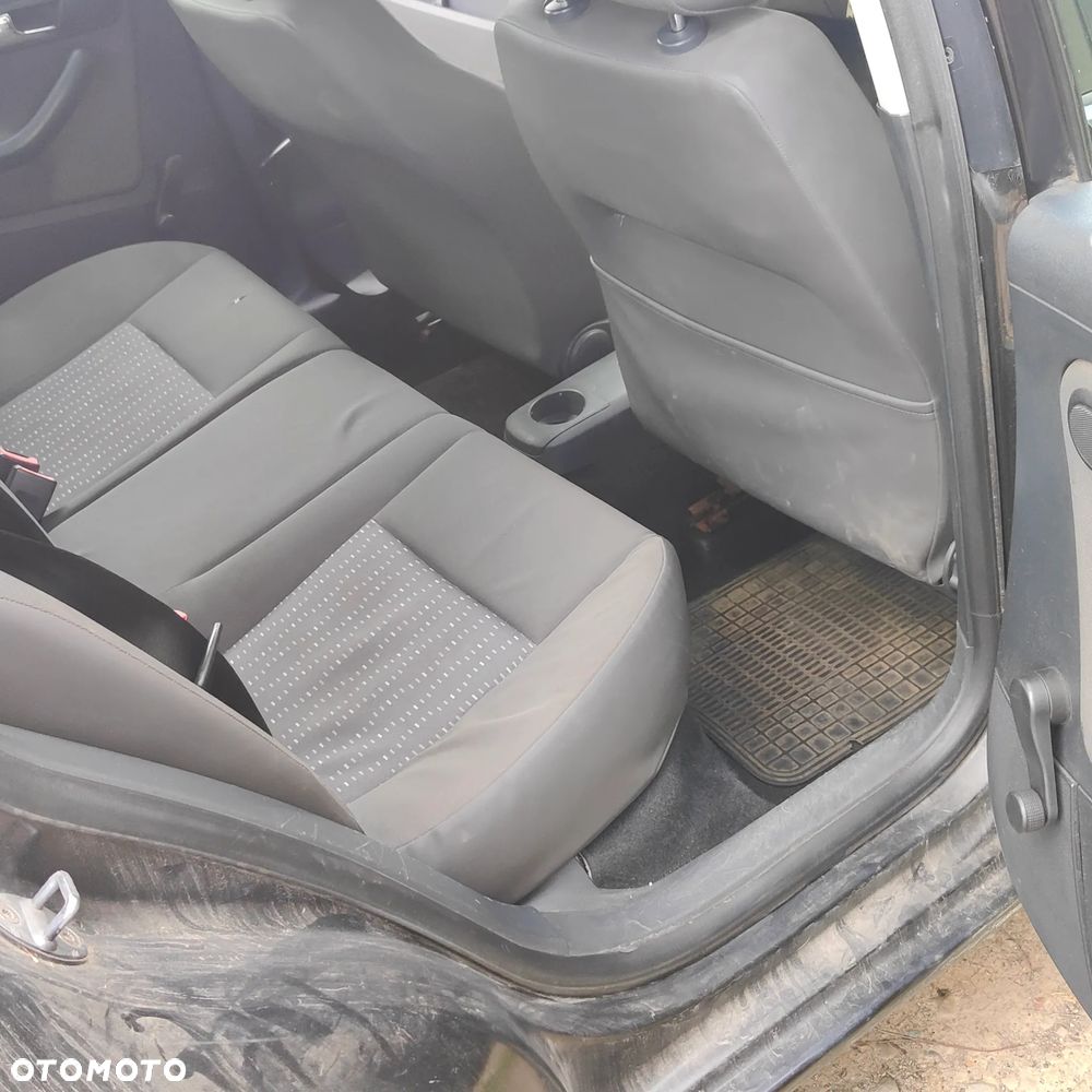 Seat Ibiza 1.4 TDI Signo - 16