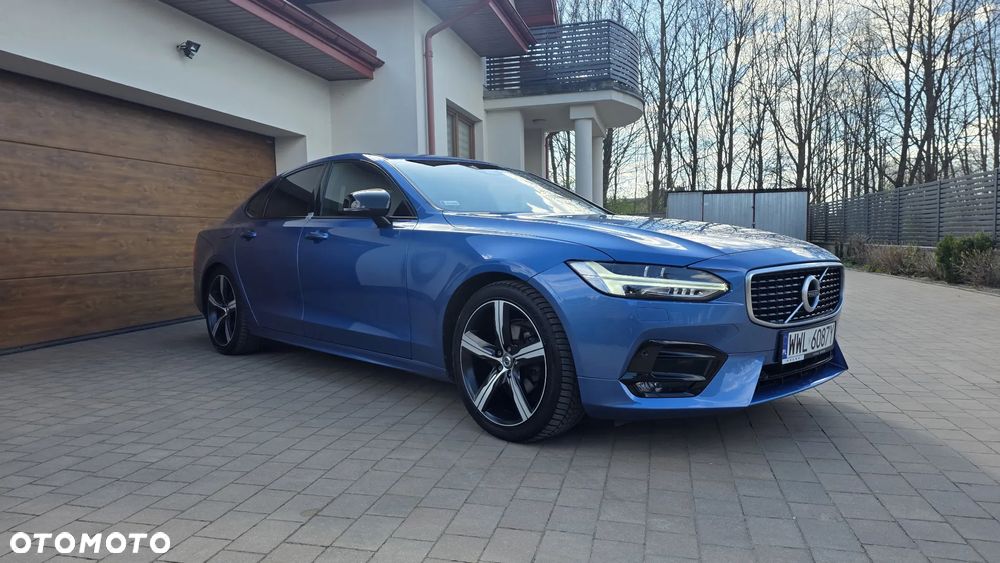 Volvo S90 D4 R-Design - 1