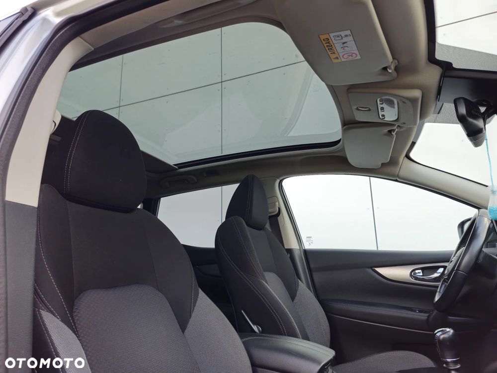 Nissan Qashqai 1.3 DIG-T N-Connecta - 15