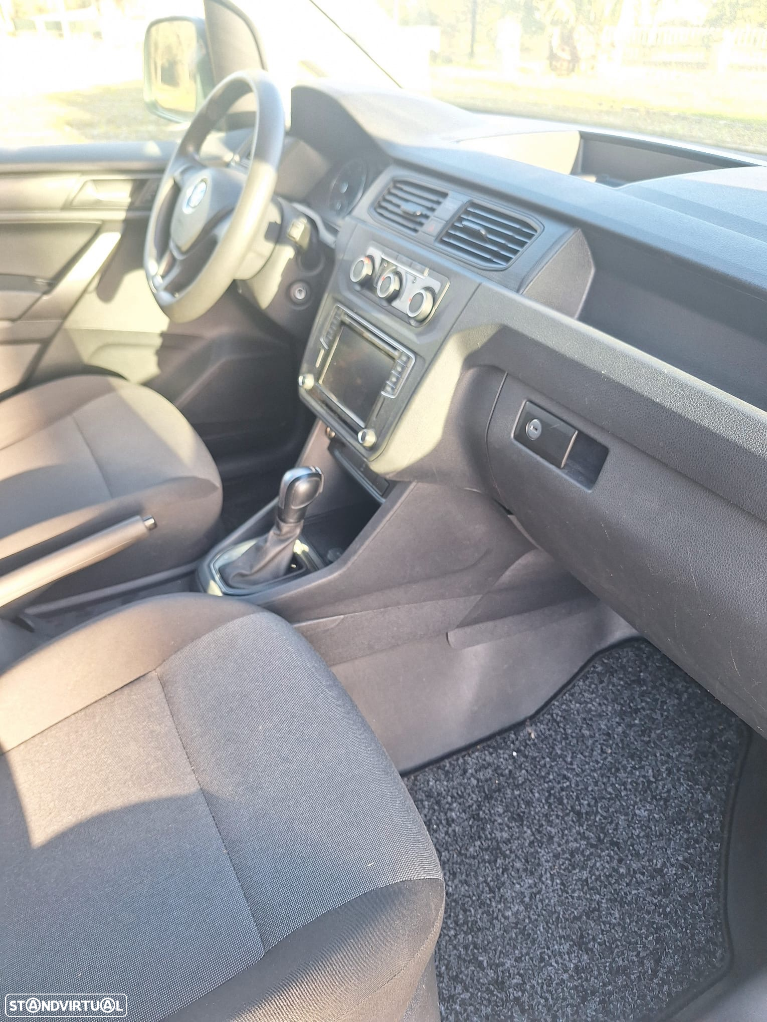 VW Caddy - 8