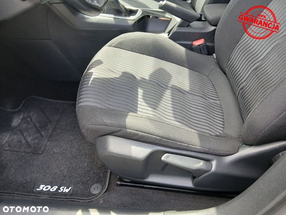 Peugeot 308 - 21