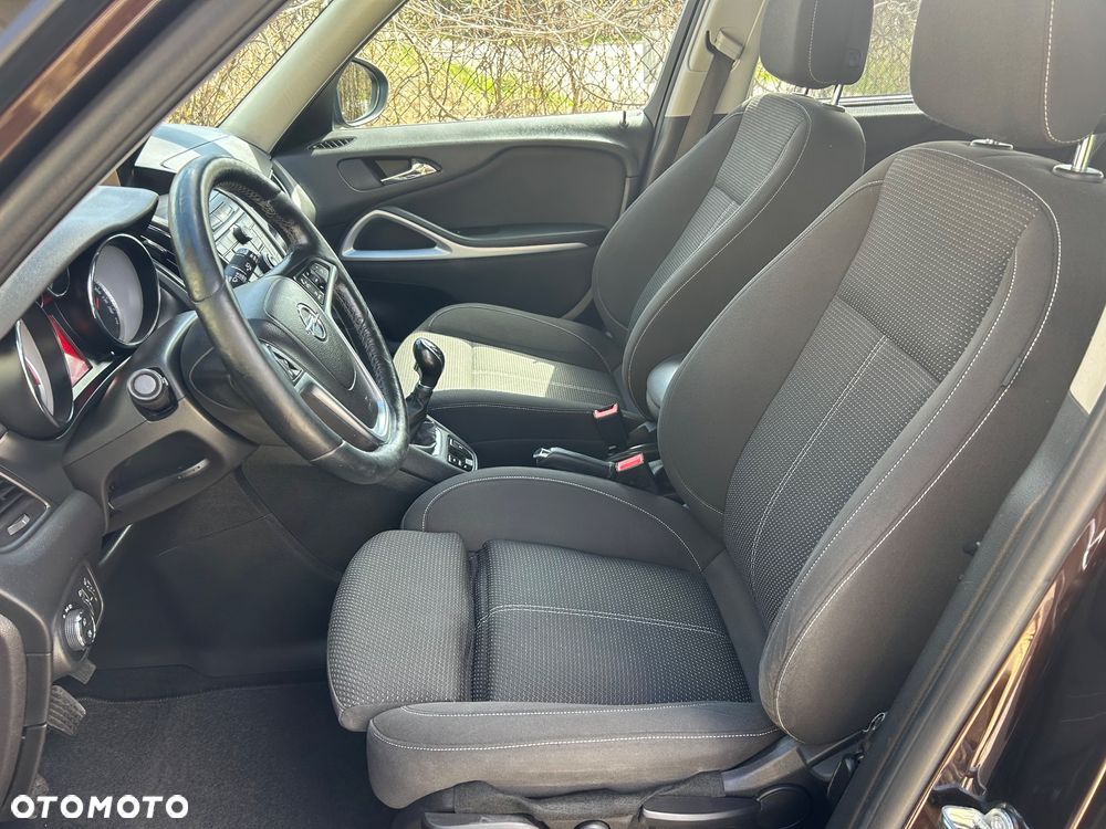 Opel Zafira Tourer 1.4 Turbo Style - 26