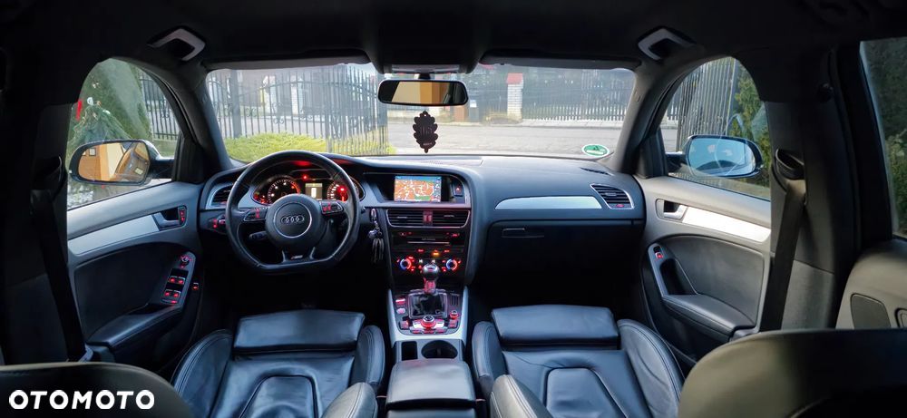 Audi A4 ver-avant-3-0-tdi-dpf-s-line-sportpaket - 9