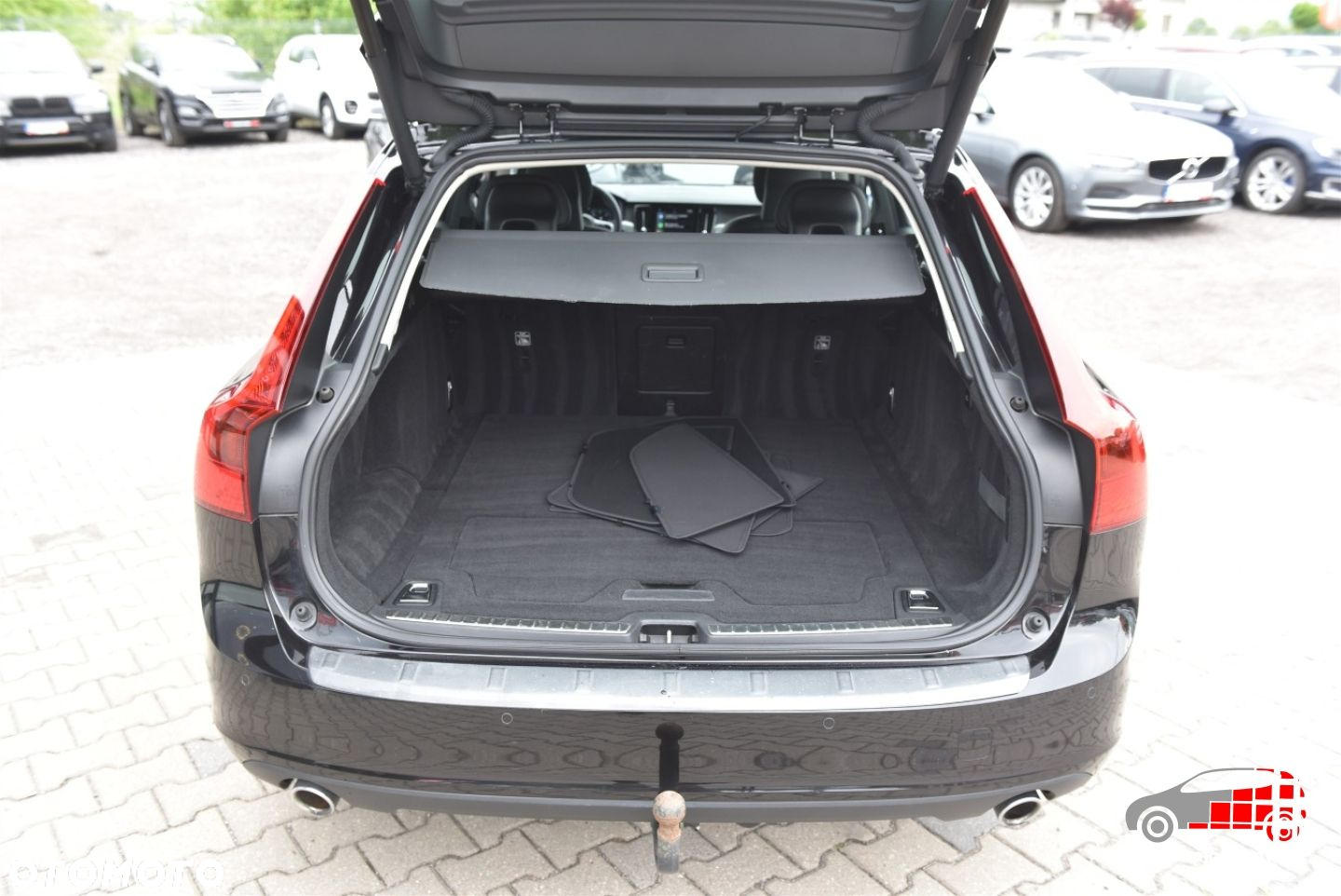 Volvo V90 D4 Momentum - 18