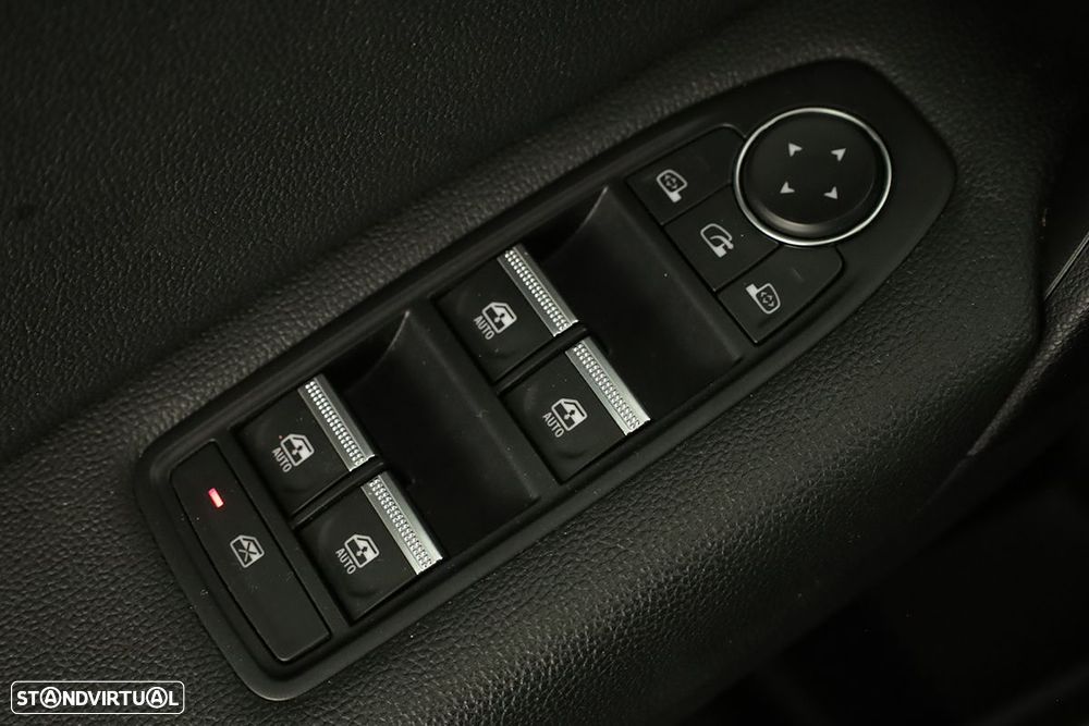 Renault Captur 1.0 TCe Techno Bi-Fuel - 21