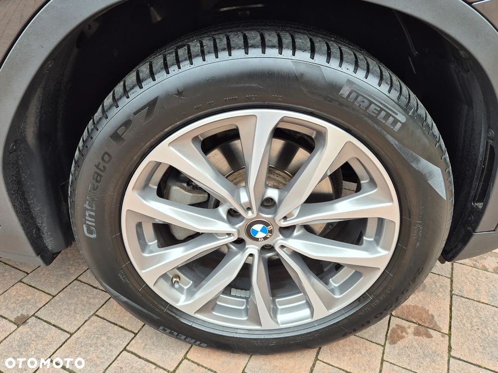 BMW X3 xDrive20i GPF xLine - 9