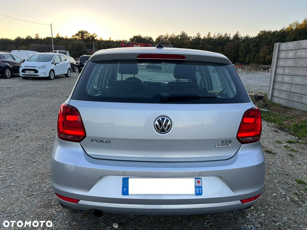 Volkswagen Polo 1.4 TDI (Blue Motion Technology) Highline - 21