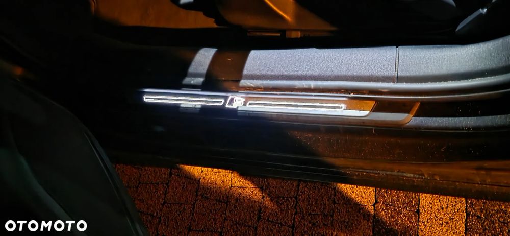Audi A4 Avant 35 TDI S tronic - 22