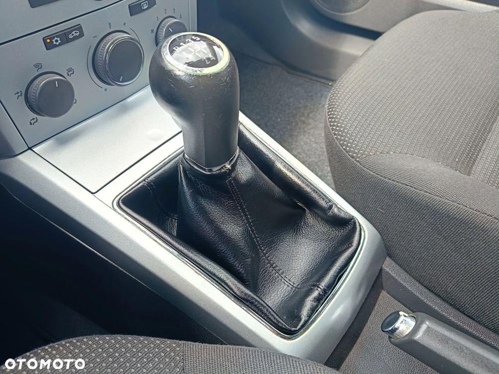 Opel Astra - 13