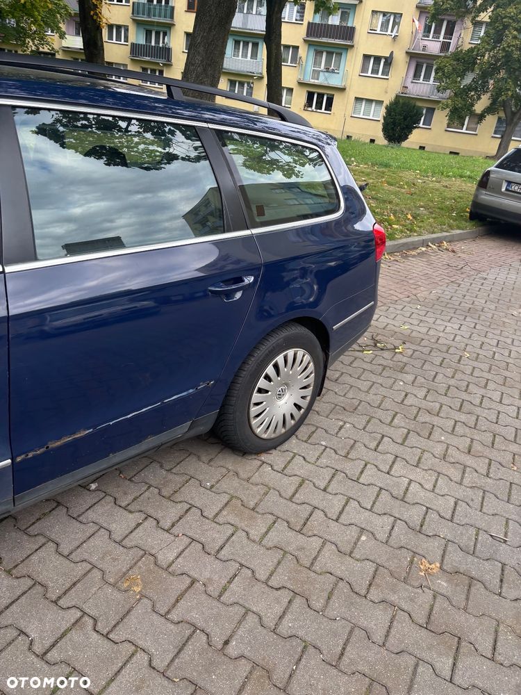 Volkswagen Passat 2.0 TDI Trendline - 4