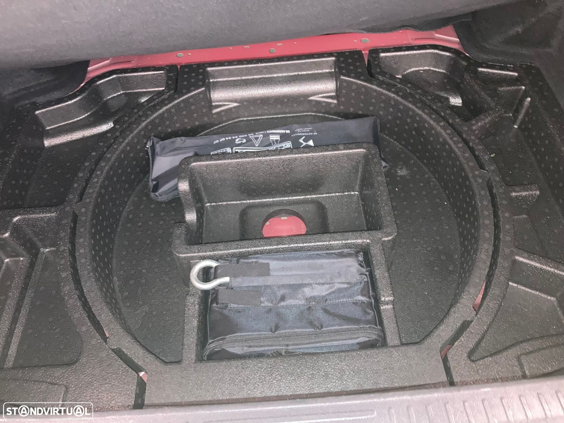 DS DS4 4 1.2 PureTech Performance Line EAT8 - 41