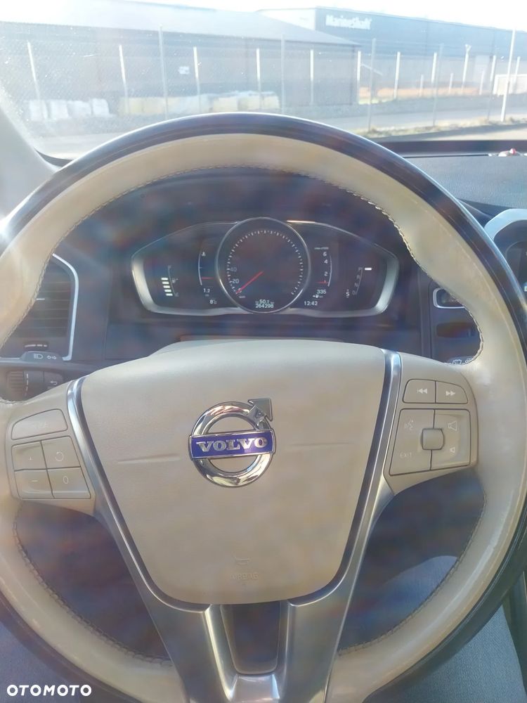 Volvo XC 60 T5 AWD Drive-E Momentum - 11