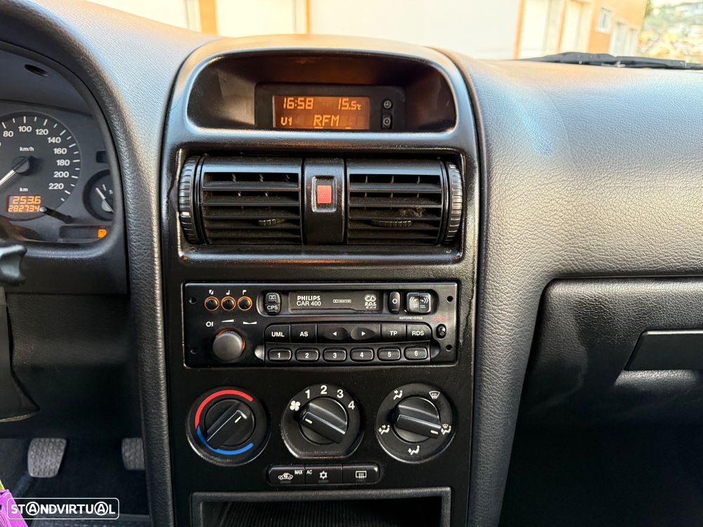 Opel Astra 1.4 Club - 23