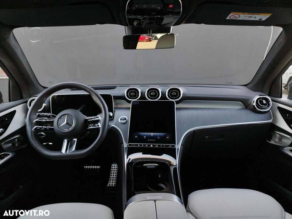 Mercedes-Benz GLC 300 e 4MATIC - 9