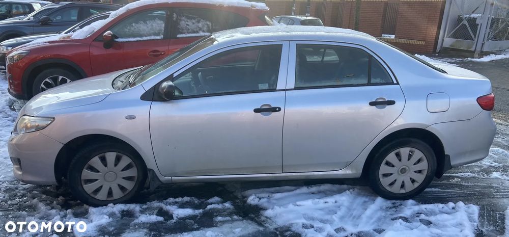 Toyota Corolla 1.6 VVT-i Terra Start - 2