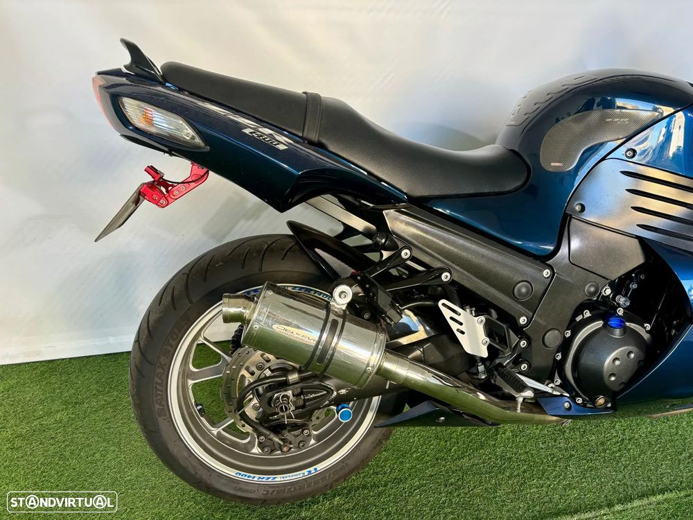 Kawasaki ZZR 1400 - 19