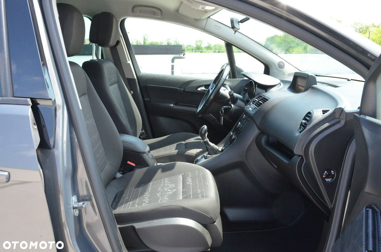Opel Meriva - 23