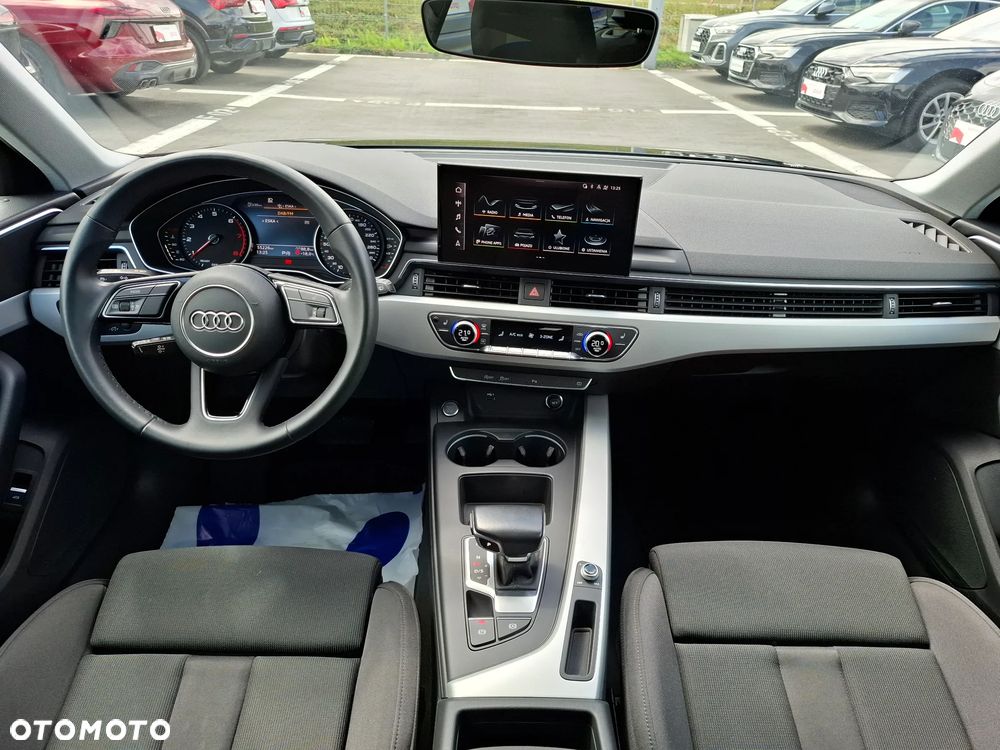 Audi A4 Avant 35 TFSI mHEV S tronic - 9