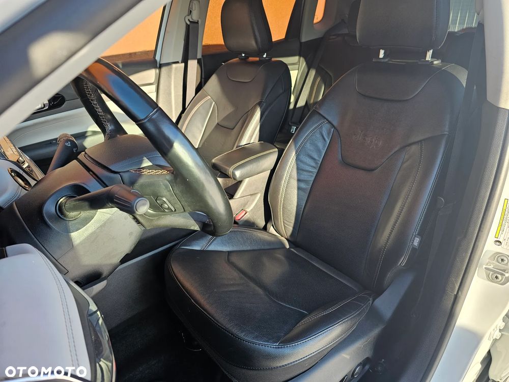 Jeep Compass - 13