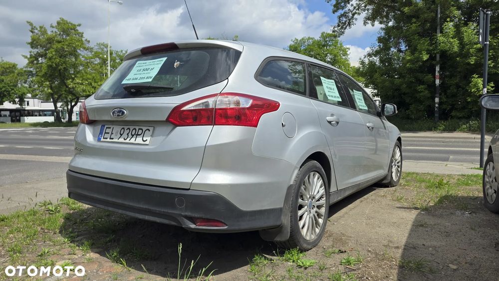 Ford Focus 1.6 TDCi Ambiente - 4