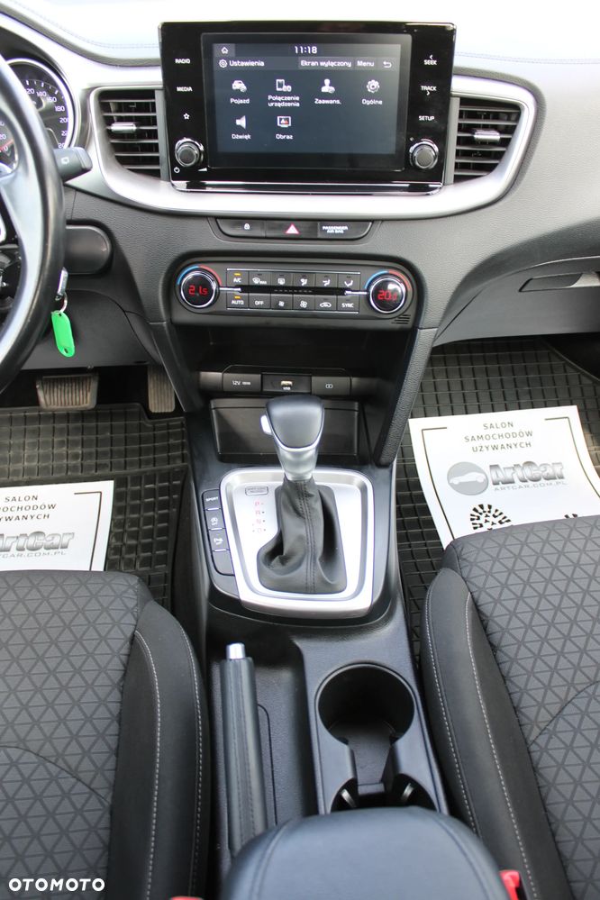 Kia Ceed 1.4 T-GDI GT-Line DCT - 23