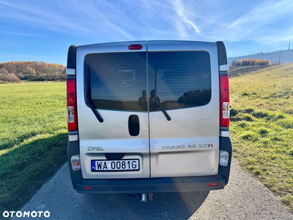 Opel Vivaro - 4