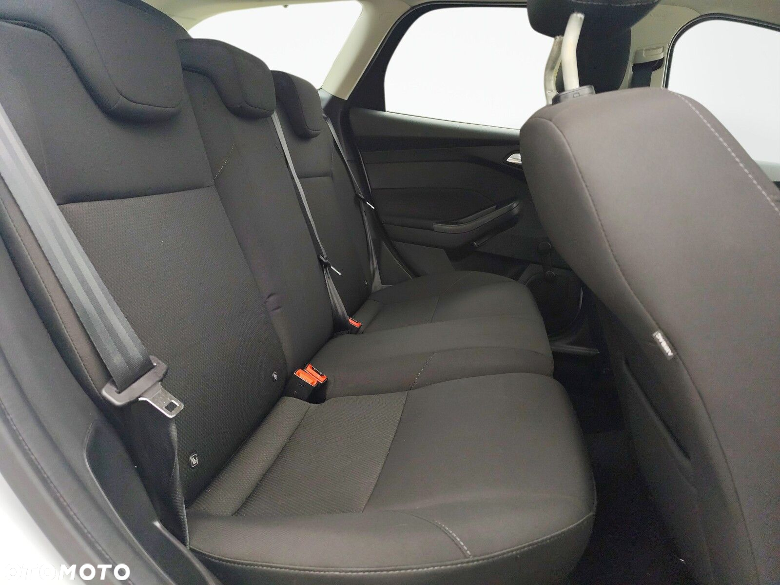 Ford Focus - 16