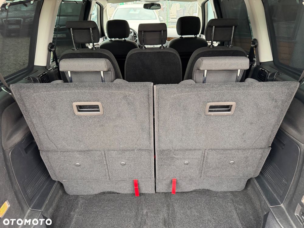 Ford Galaxy - 14