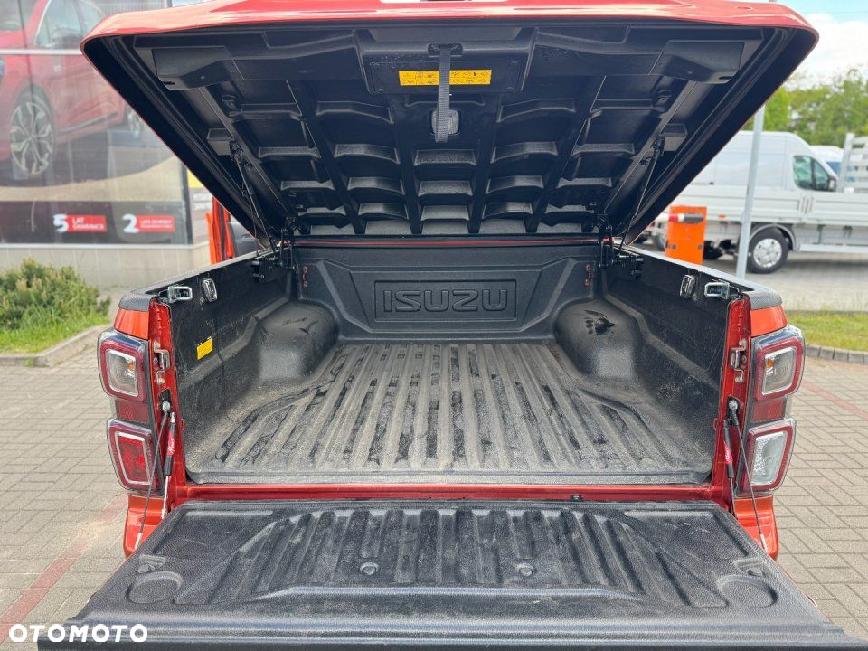 Isuzu D-Max - 8