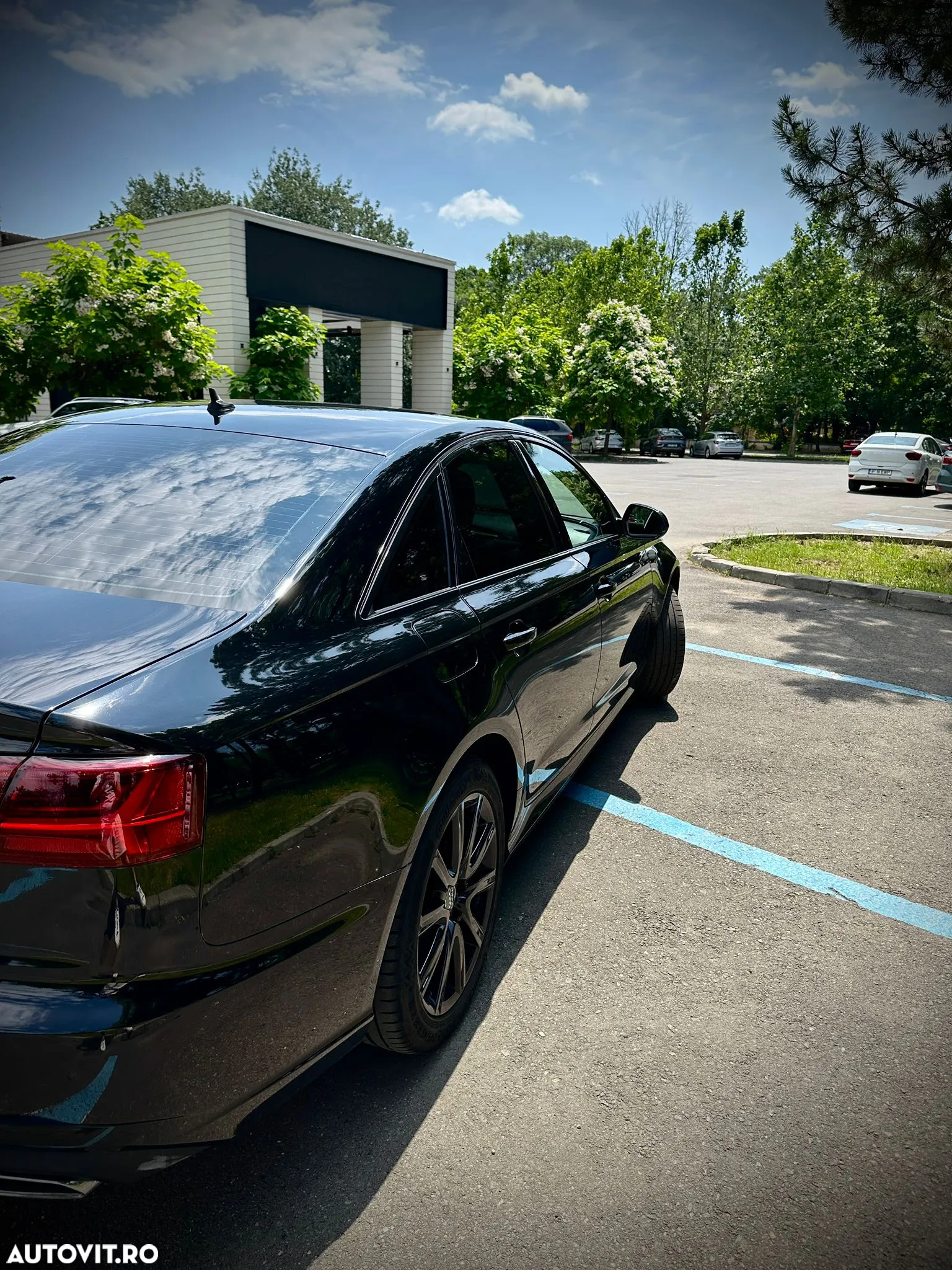 Audi A6 - 6