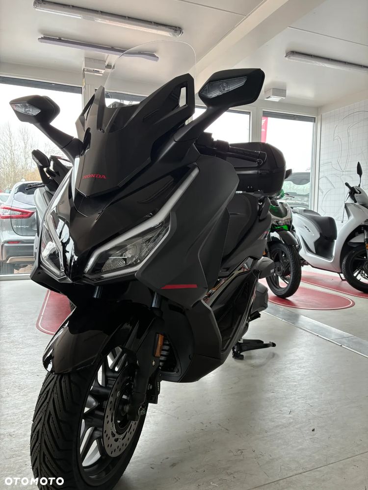 Honda NSS - 9