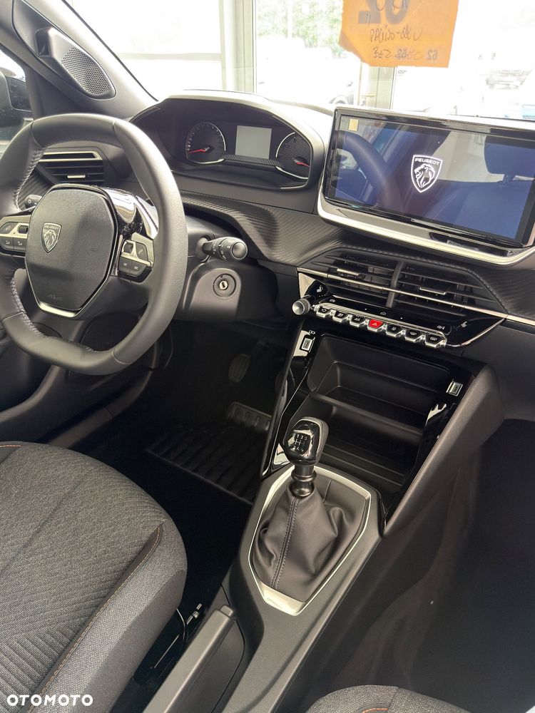 Peugeot 2008 - 7