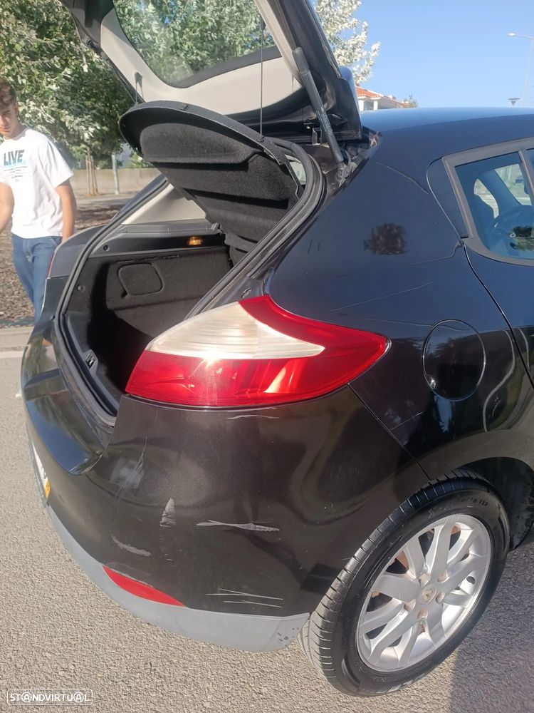 Renault Mégane ENERGY dCi 110 Start & Stop Dynamique - 11