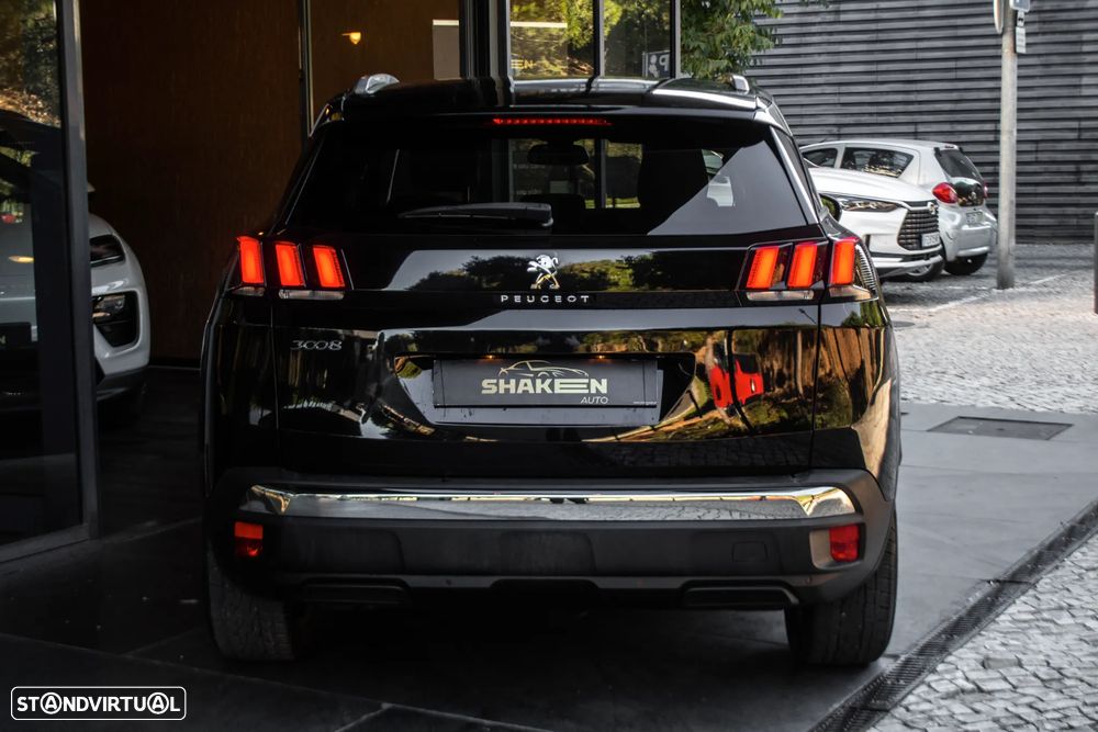 Peugeot 3008 1.5 BlueHDi Crossway EAT8 - 10